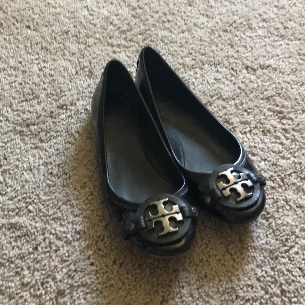 Tory Burch flats black